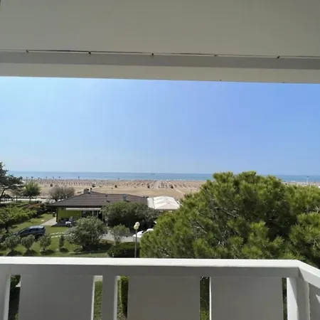 Comfort And Sea View - Beahost Appartement Bibione